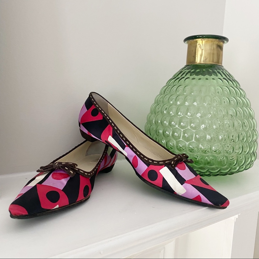 Vintage PRADA retro flats